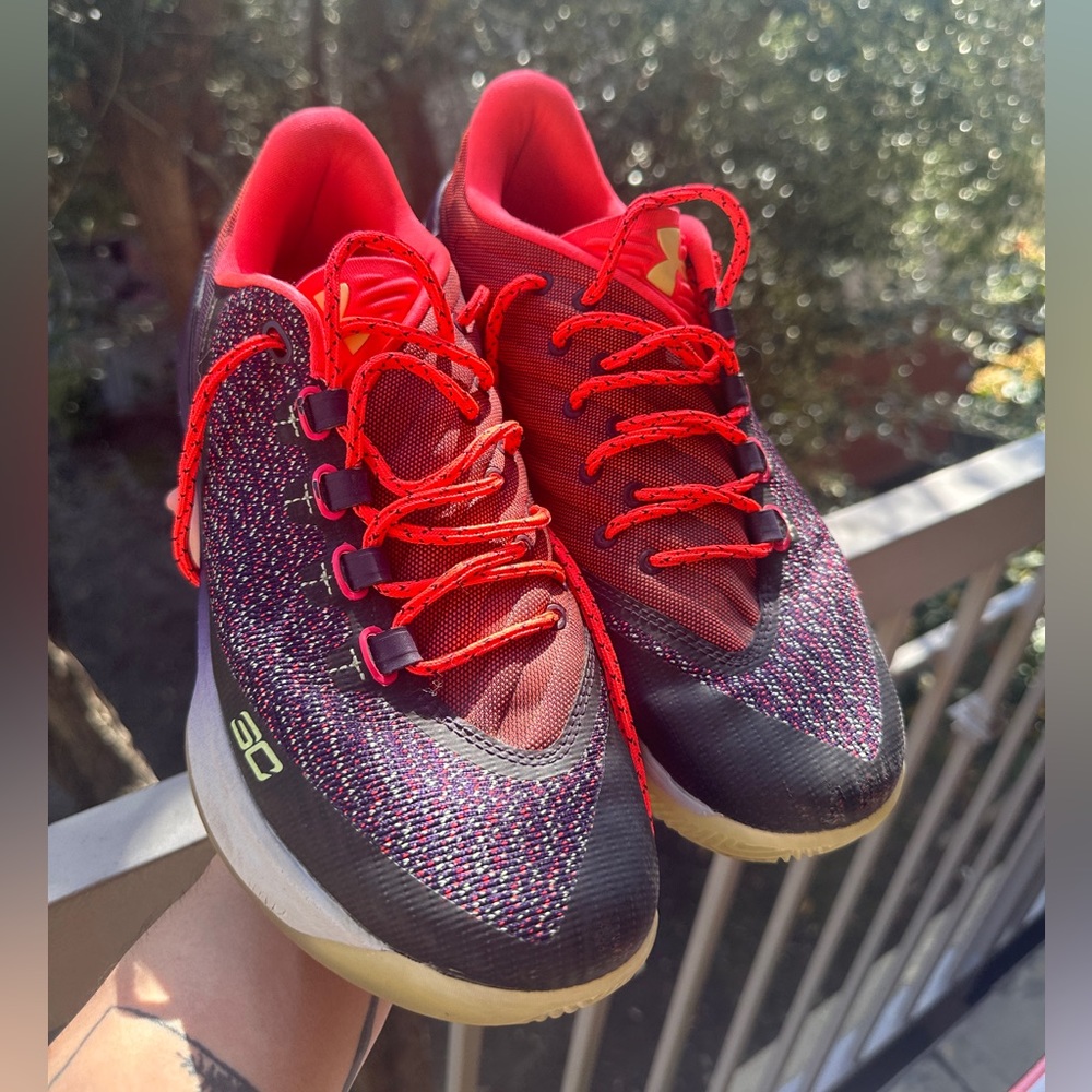 Steph Curry "Full Circle" Mens Size 8.5 (Multi Color)